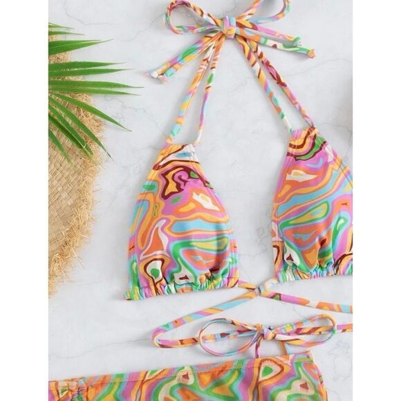 Bikini Set with Skirt  - Picture 8 of 10